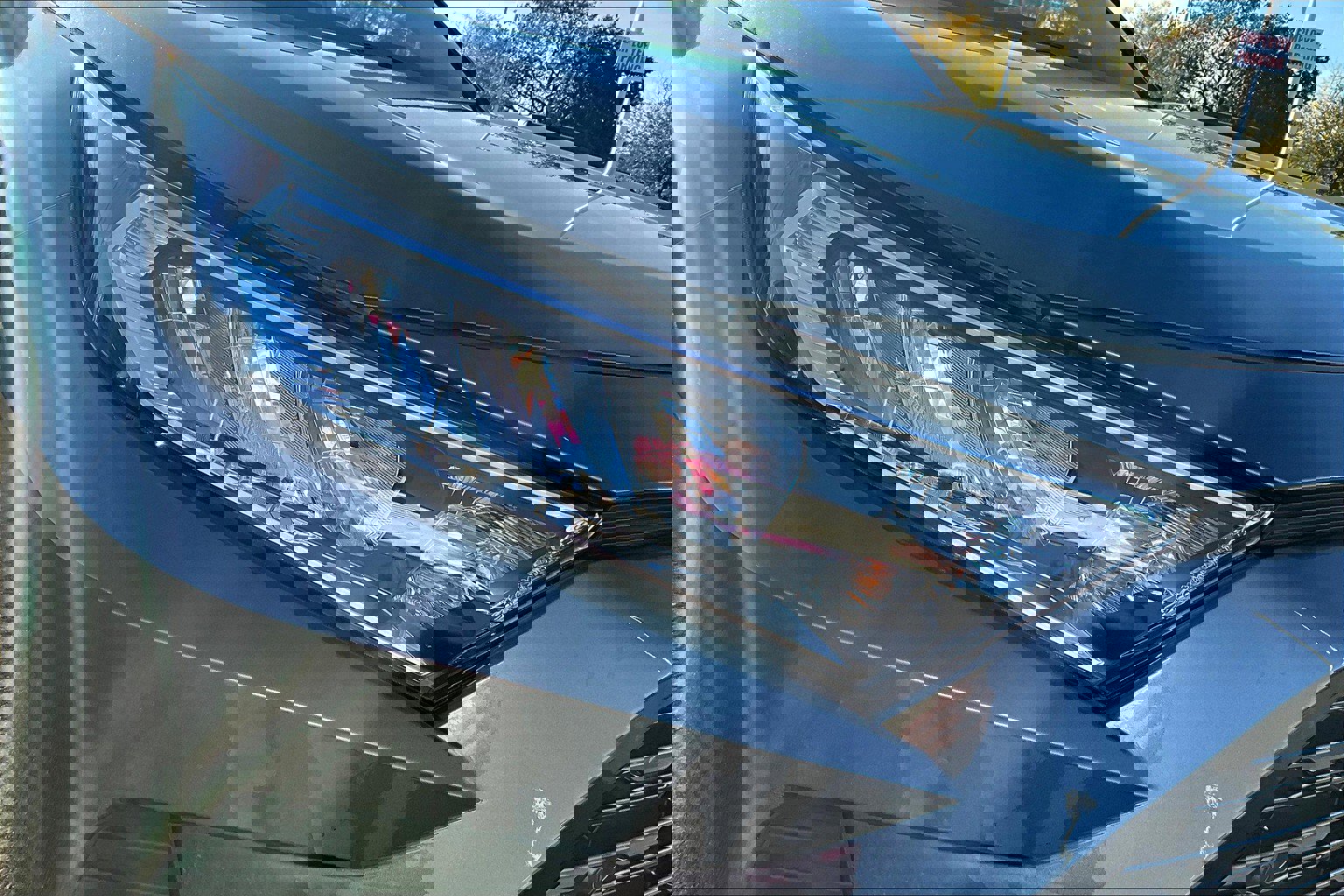 Used 2021 Toyota RAV4 Limited image 27