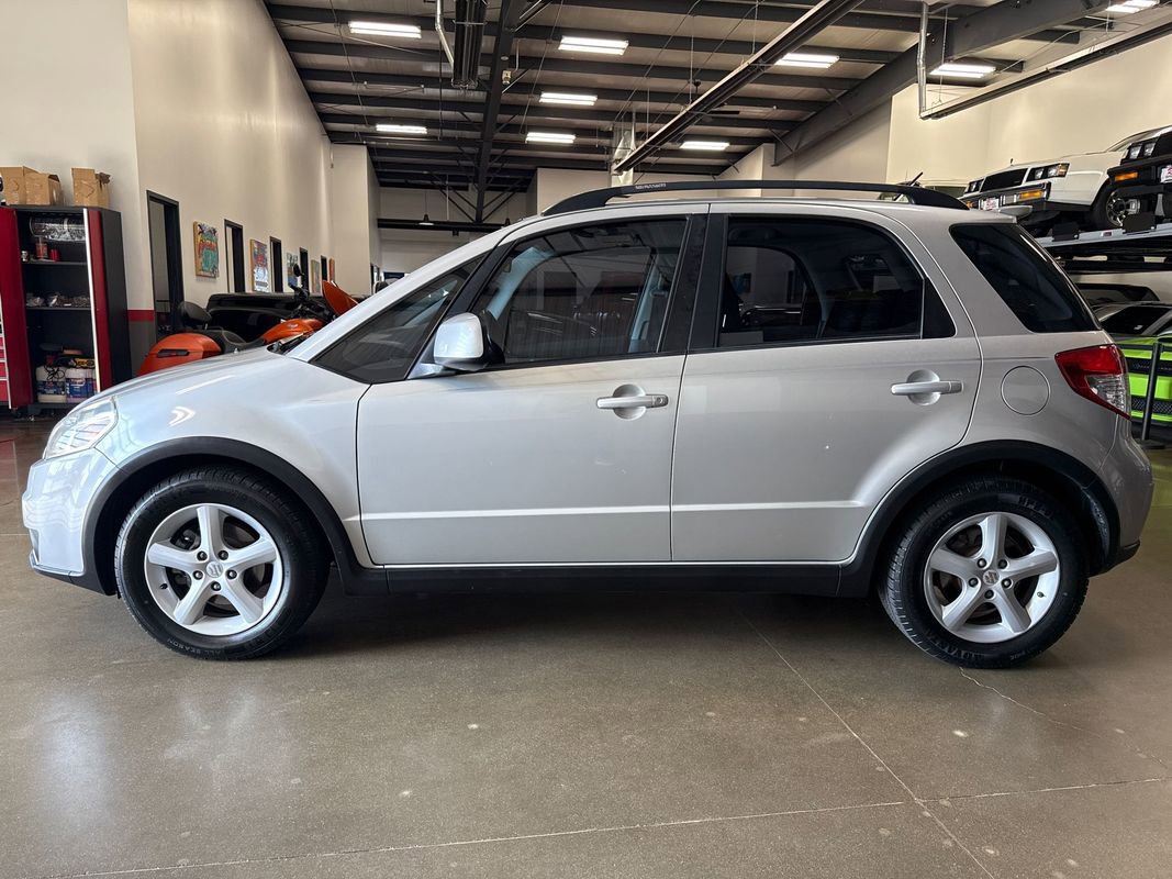 Used 2008 Suzuki SX4 AWD Hatchback image 16