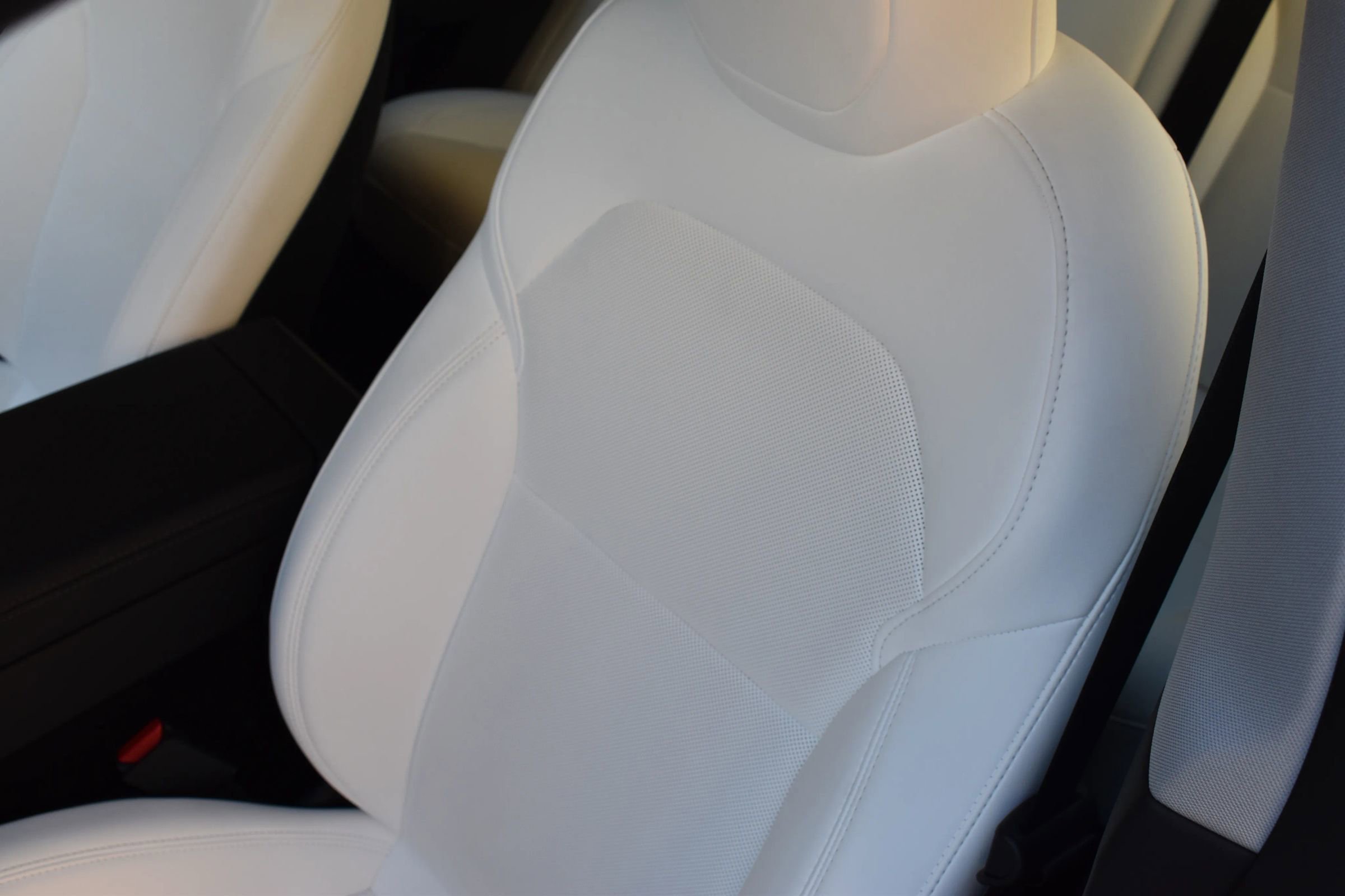 Used 2025 Tesla Model 3 Long Range image 12