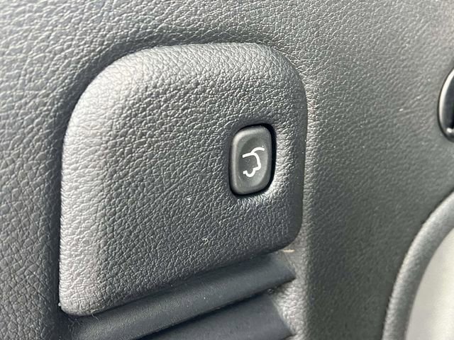 Used 2022 Jeep Grand Cherokee Limited image 22