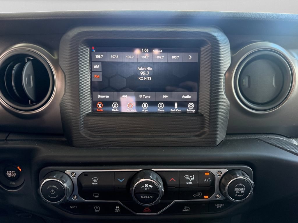 Used 2022 Jeep Wrangler Unlimited Sport AWD/4WD image 14