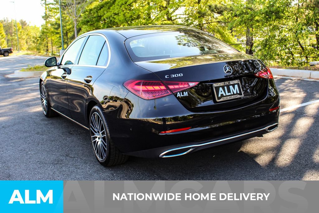 Used 2025 Mercedes-Benz C 300 Sedan image 4