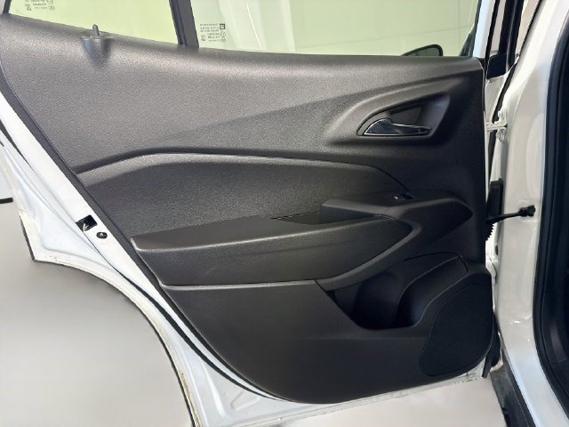 Used 2026 Chevrolet Trax LT FWD image 25