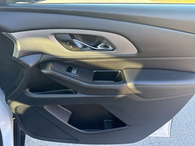 Used 2023 Chevrolet Traverse LT image 26