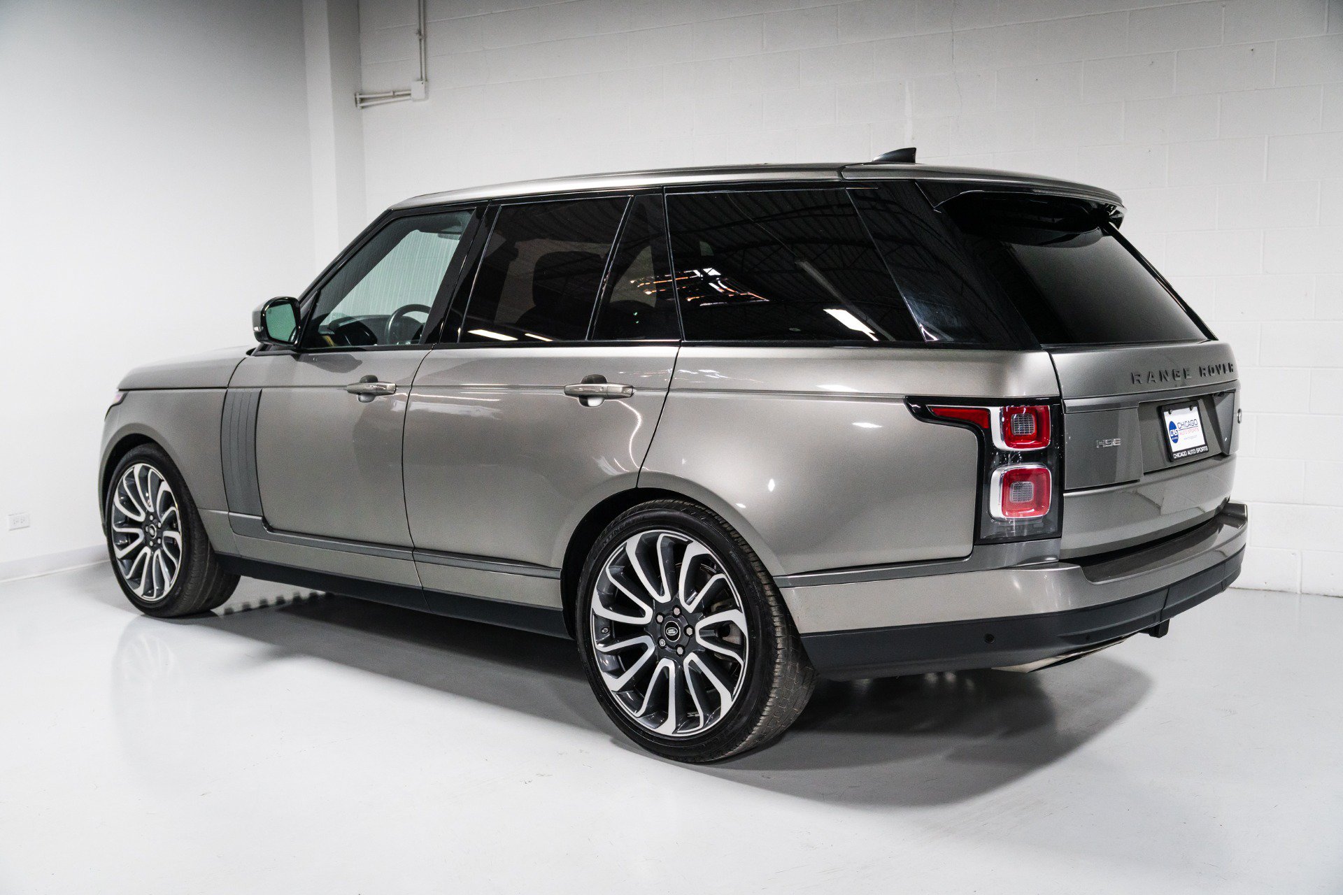 Used 2018 Land Rover Range Rover HSE AWD/4WD image 5