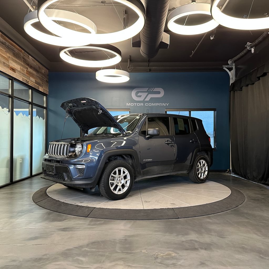 Used 2023 Jeep Renegade Latitude AWD/4WD image 23
