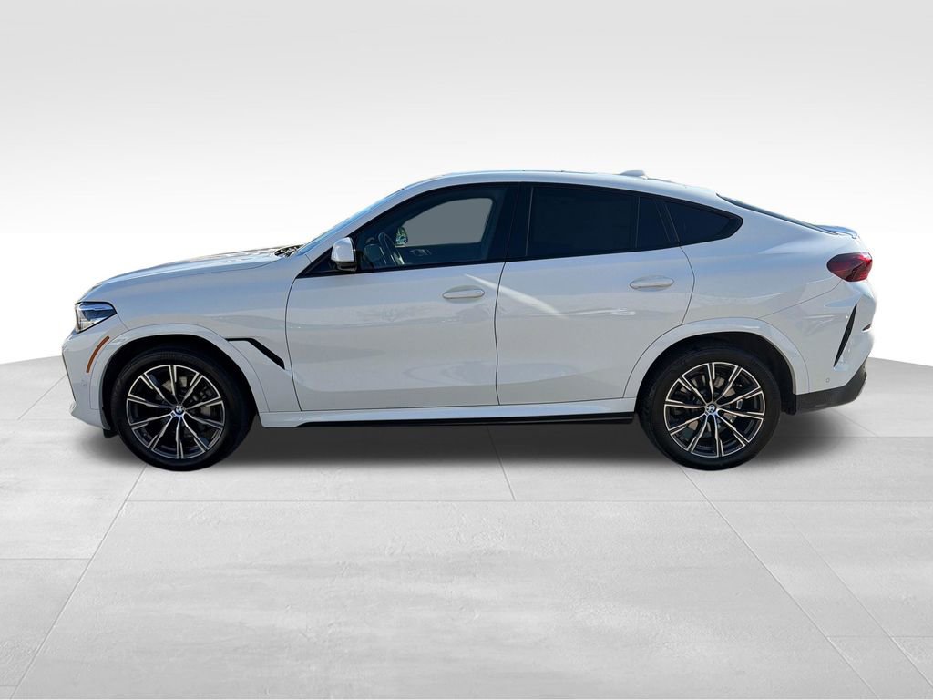 Used 2021 BMW X6 xDrive40i w/ M Sport Package image 4