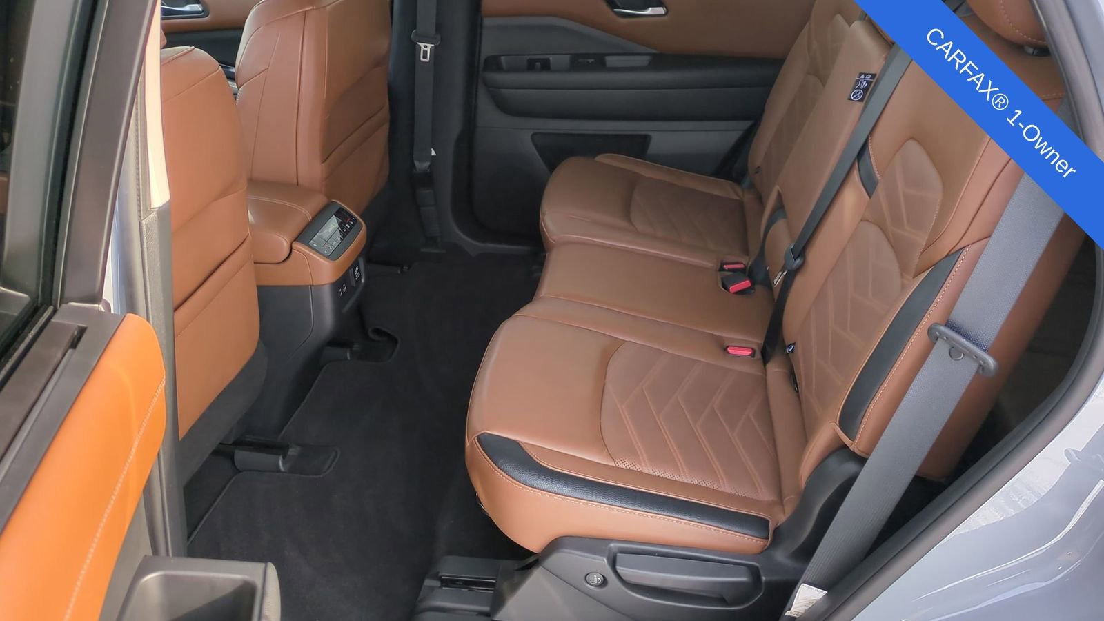 Used 2022 Nissan Pathfinder Platinum w/ Cargo Package image 20