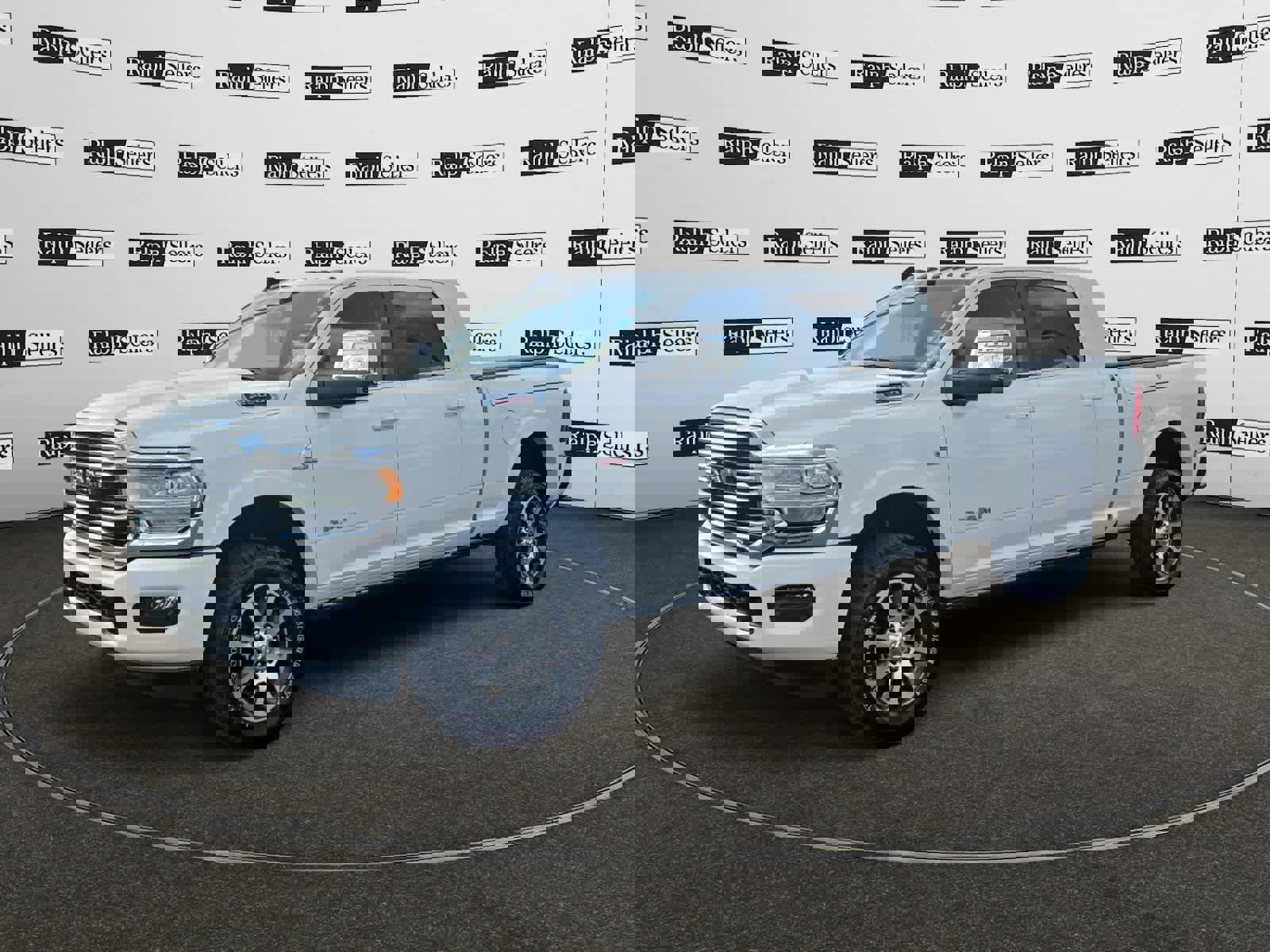 Used 2024 RAM 2500 Limited w/ Towing Technology Group image 2