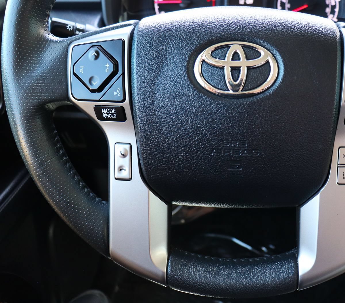 Used 2022 Toyota 4Runner SR5 AWD/4WD image 55