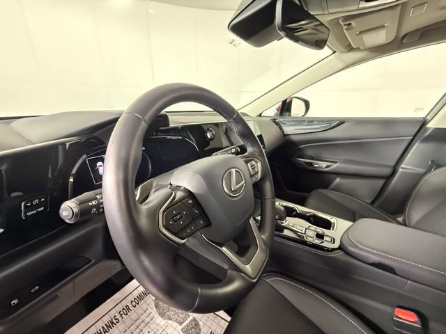 Used 2025 Lexus NX 350 AWD w/ Premium Package image 4