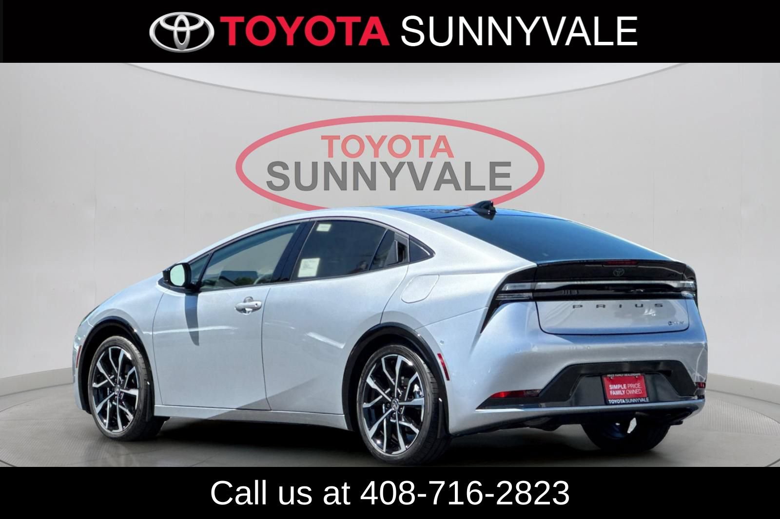 Used 2026 Toyota Prius Plug-In Hybrid w/ Limited Premium Package FWD image 7
