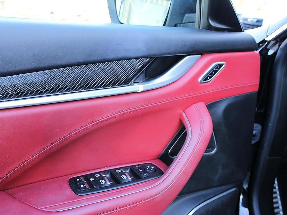 Used 2017 Maserati Levante S image 12