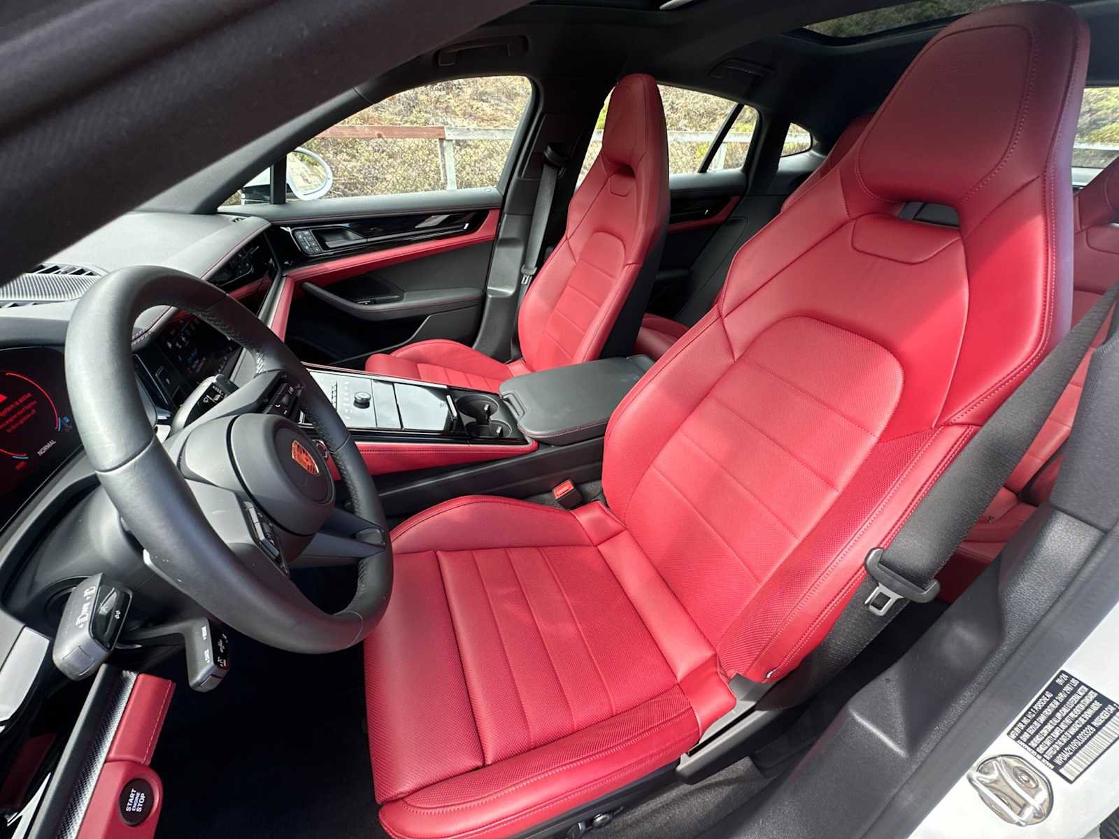 Certified 2025 Porsche Panamera image 5