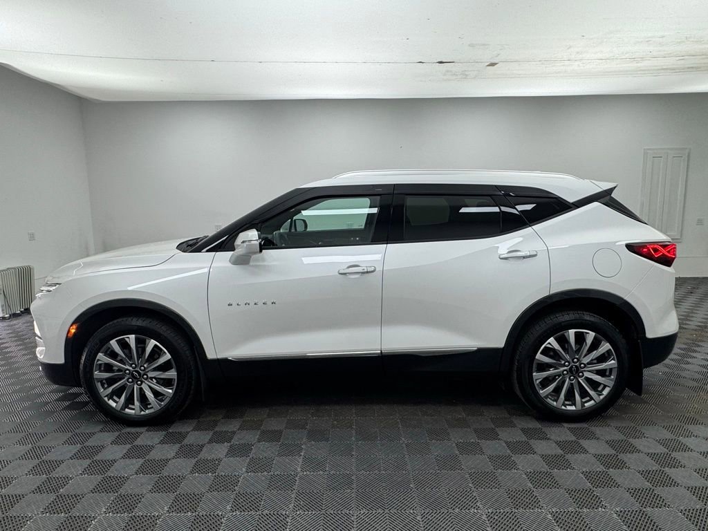 Used 2024 Chevrolet Blazer Premier AWD/4WD image 13