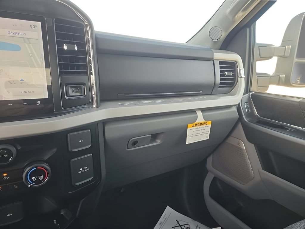 New 2026 Ford F350 XLT w/ XLT Premium Package AWD/4WD image 16
