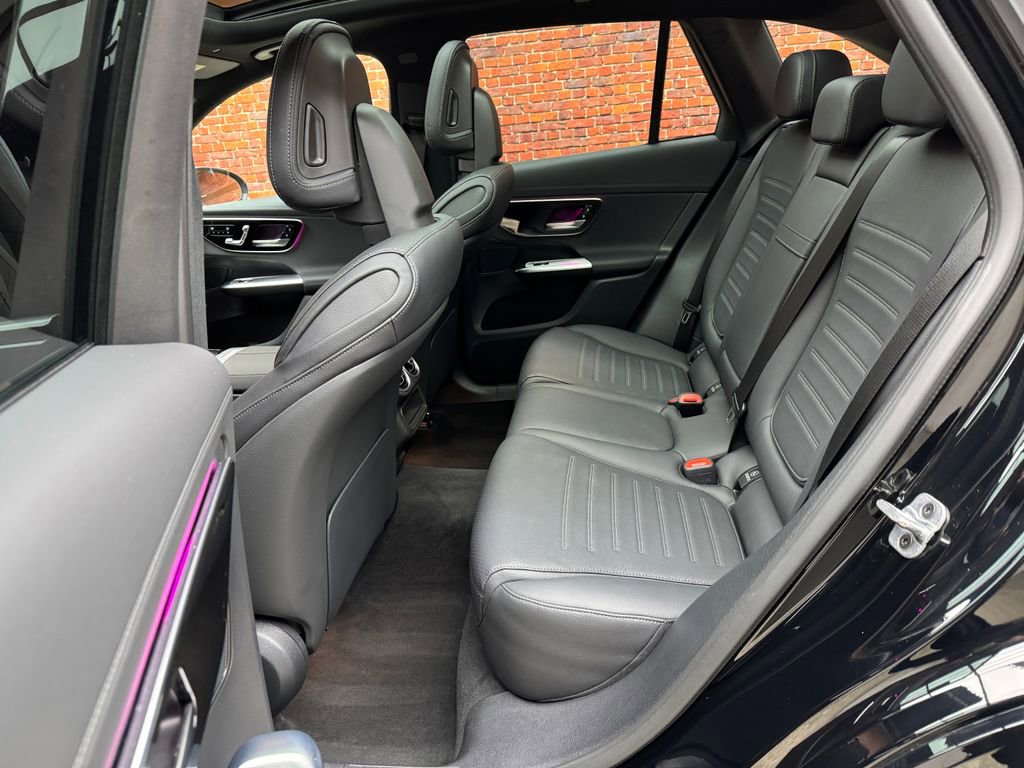 Used 2026 Mercedes-Benz GLC 300 4MATIC image 24