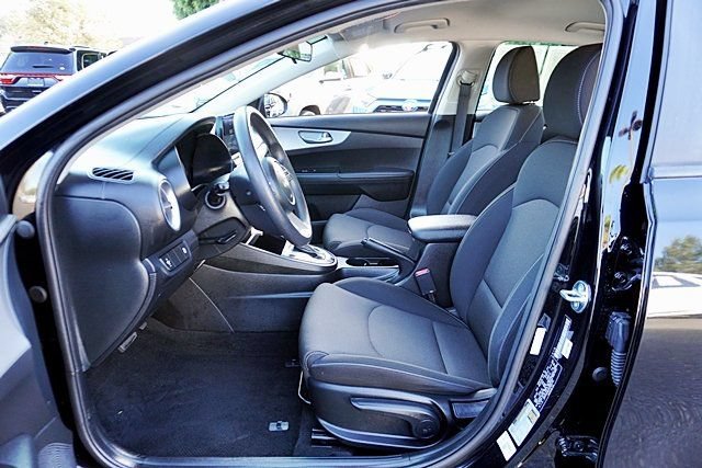Used 2023 Kia Forte LXS FWD image 20