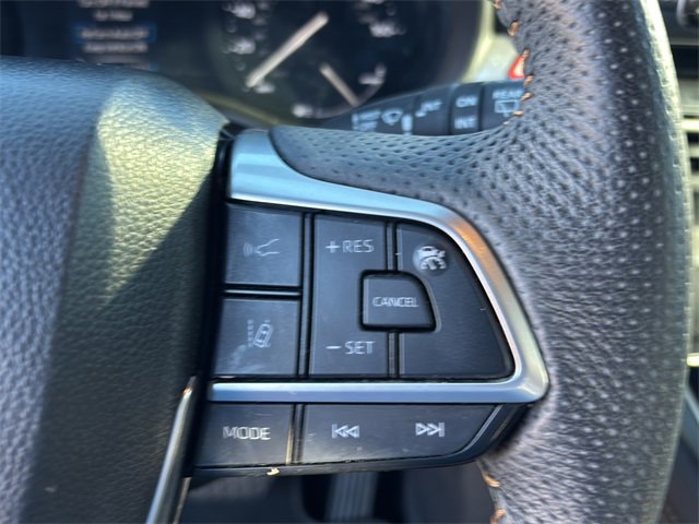 Used 2024 Toyota Sienna XLE Woodland Edition image 22