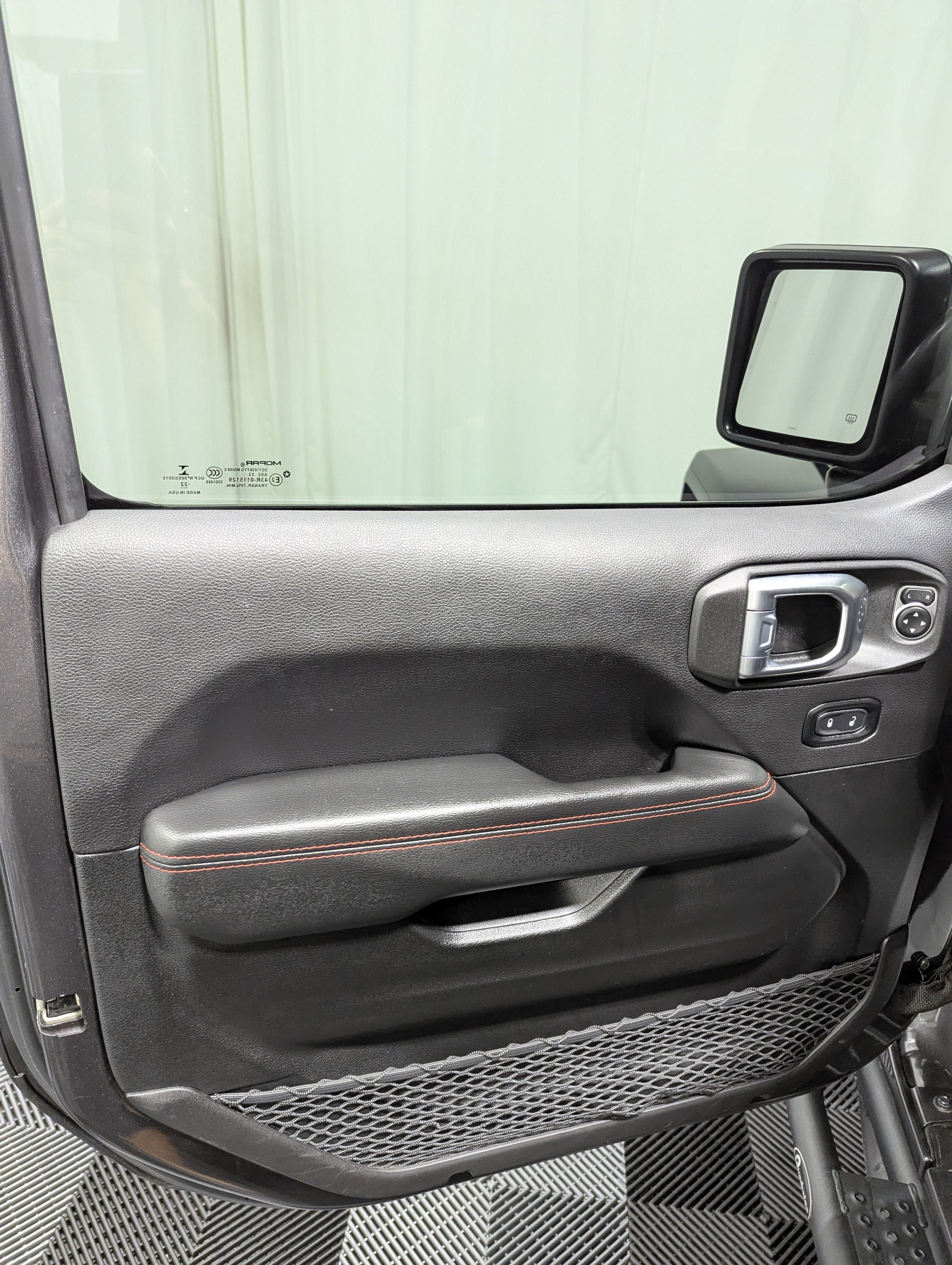 Used 2022 Jeep Gladiator Rubicon w/ Cold Weather Group AWD/4WD image 21
