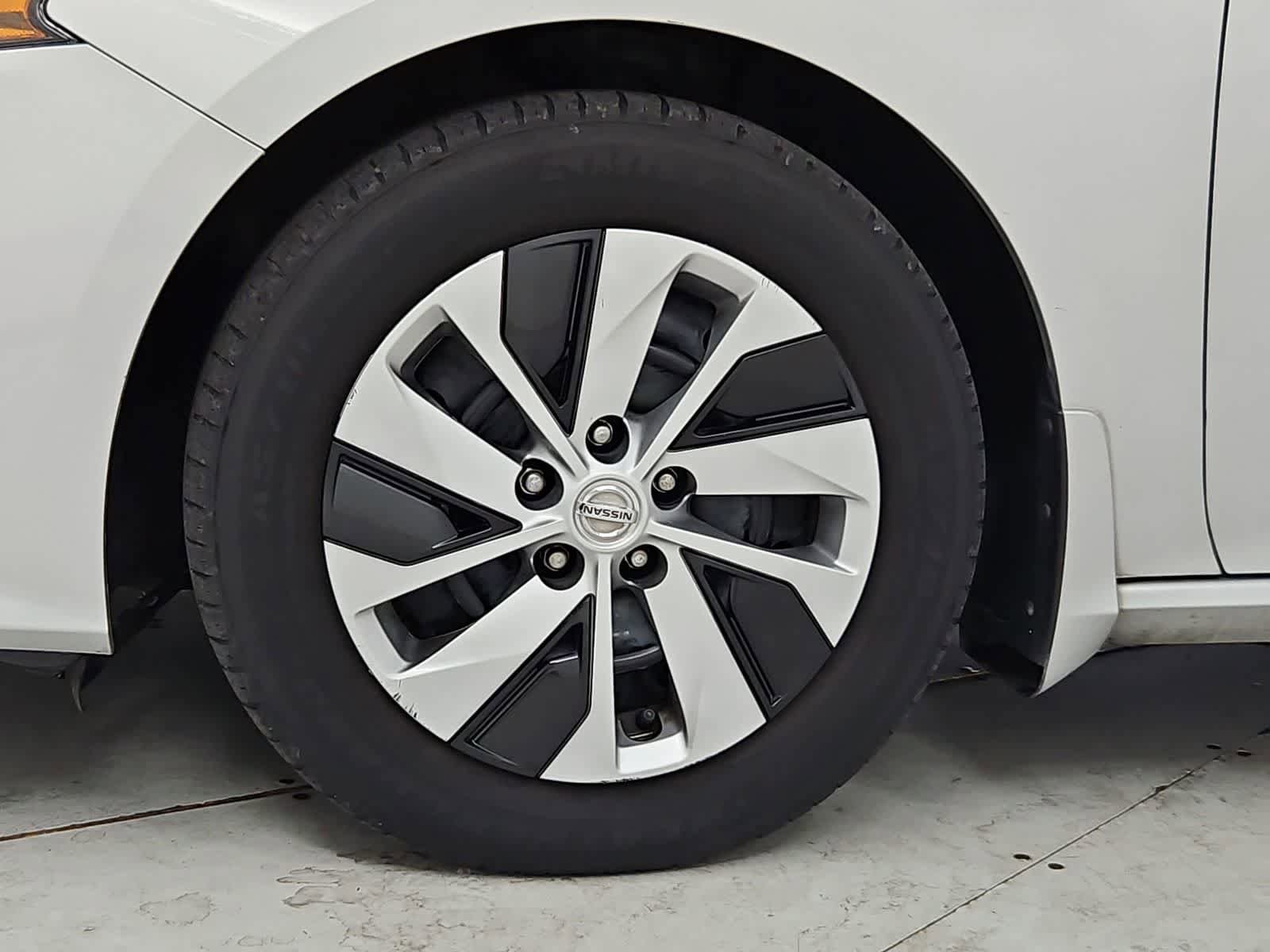 Used 2021 Nissan Altima 2.5 S FWD image 13