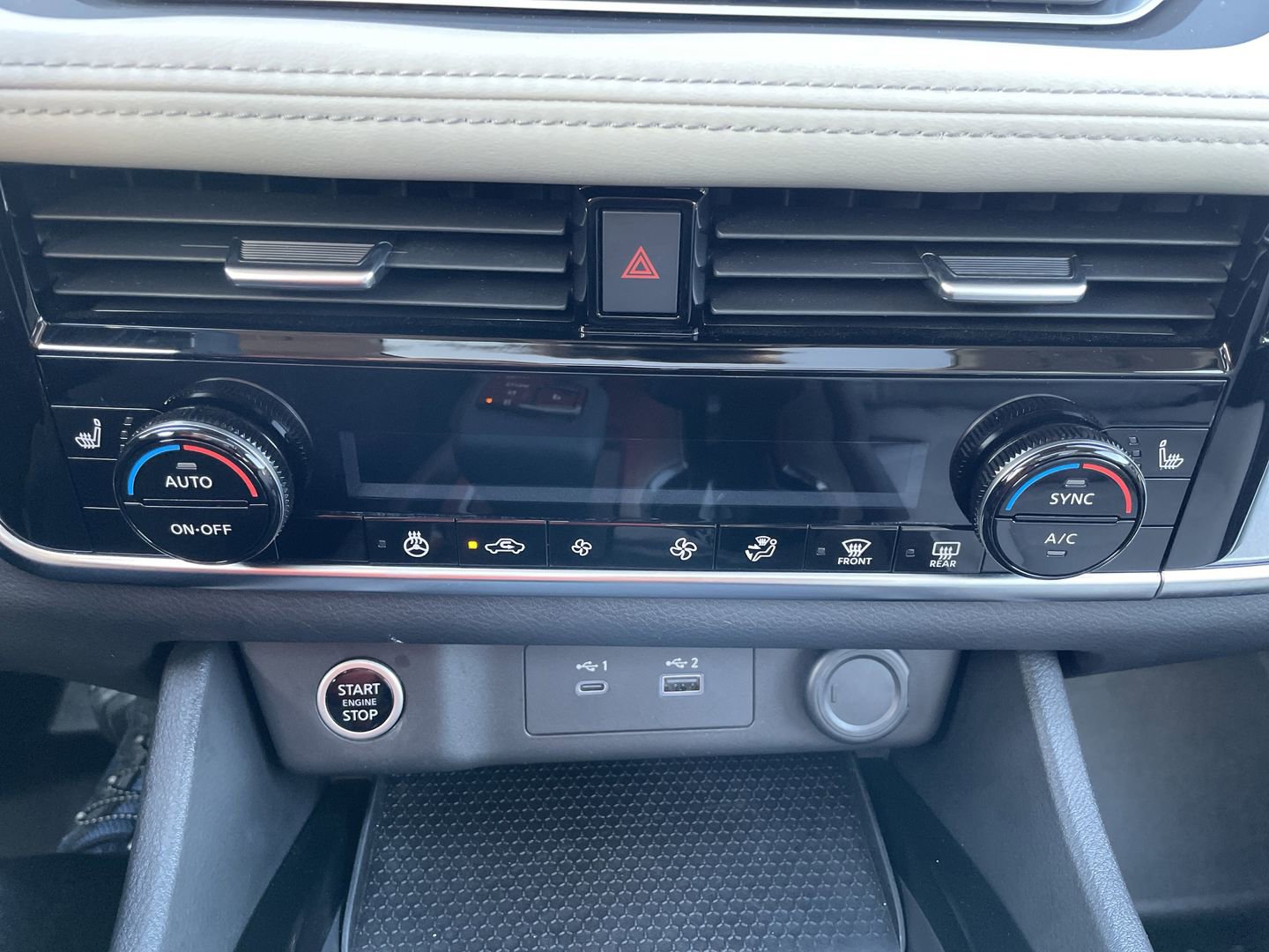 Used 2021 Nissan Rogue SV w/ Premium Package image 20