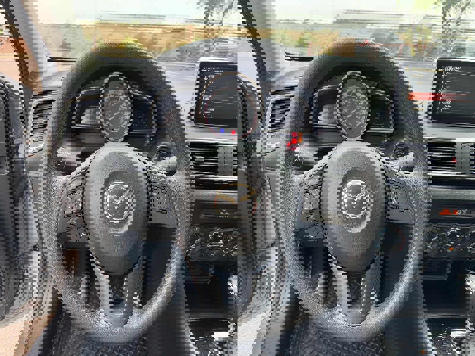 Used 2015 MAZDA MAZDA3 i Sport image 20