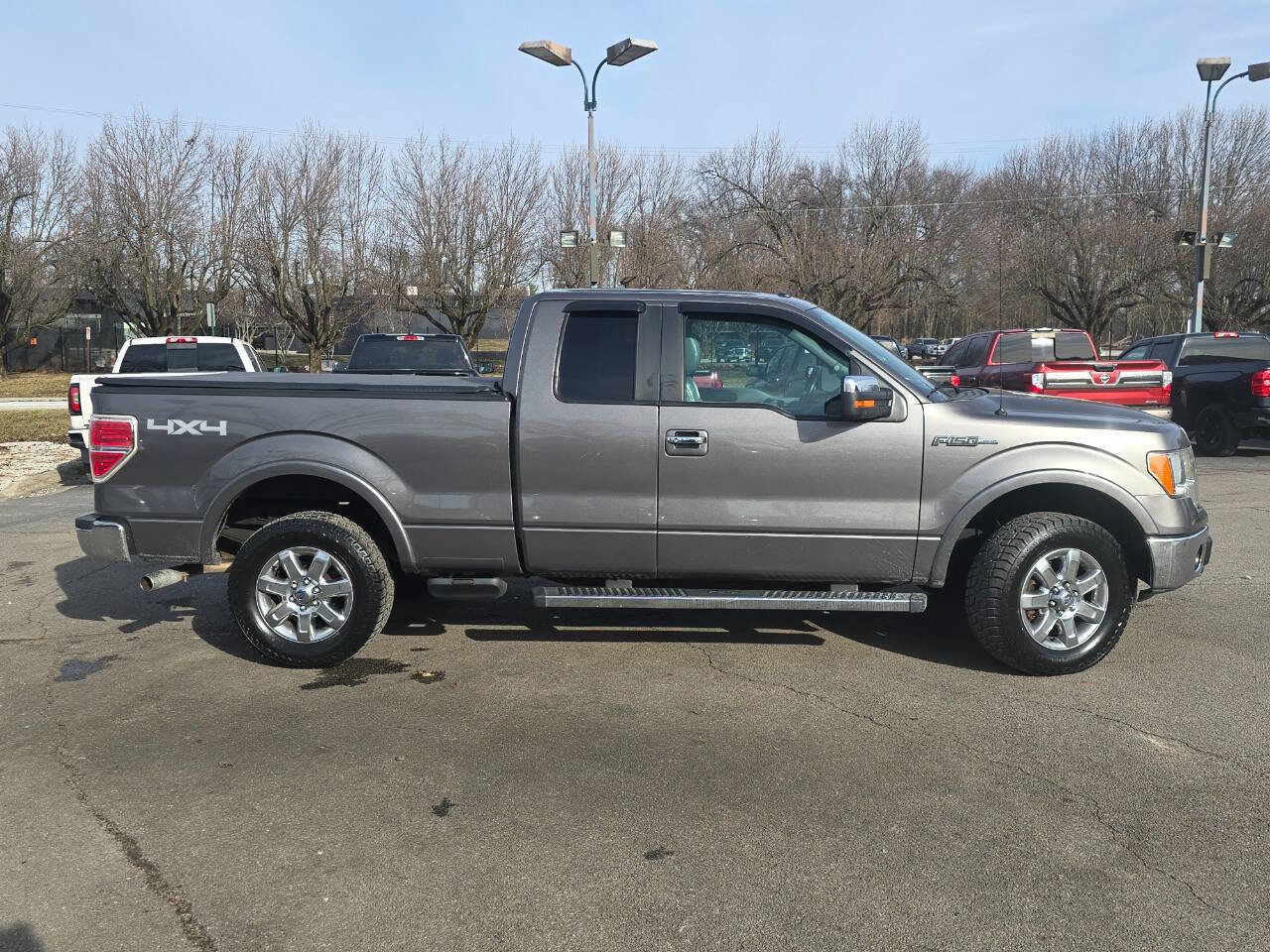 Used 2013 Ford F150 Lariat w/ Lariat Chrome Pkg image 4