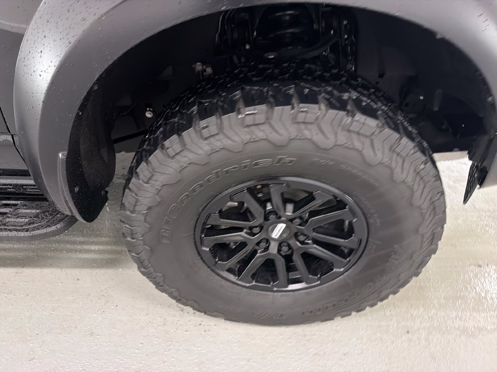Used 2025 Ford F150 Raptor AWD/4WD image 5