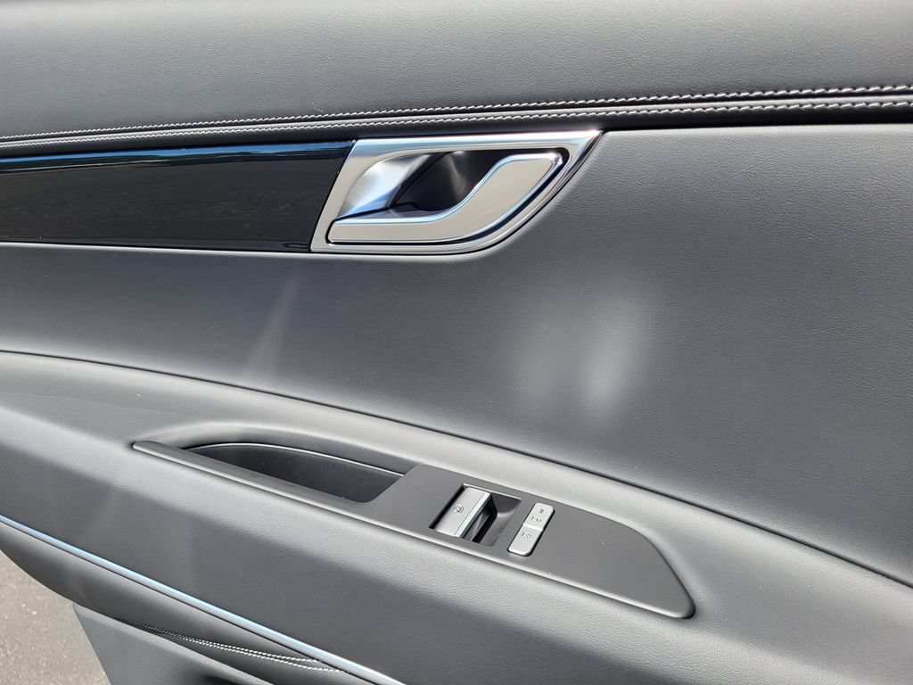 New 2027 Genesis GV80 2.5T AWD/4WD image 12