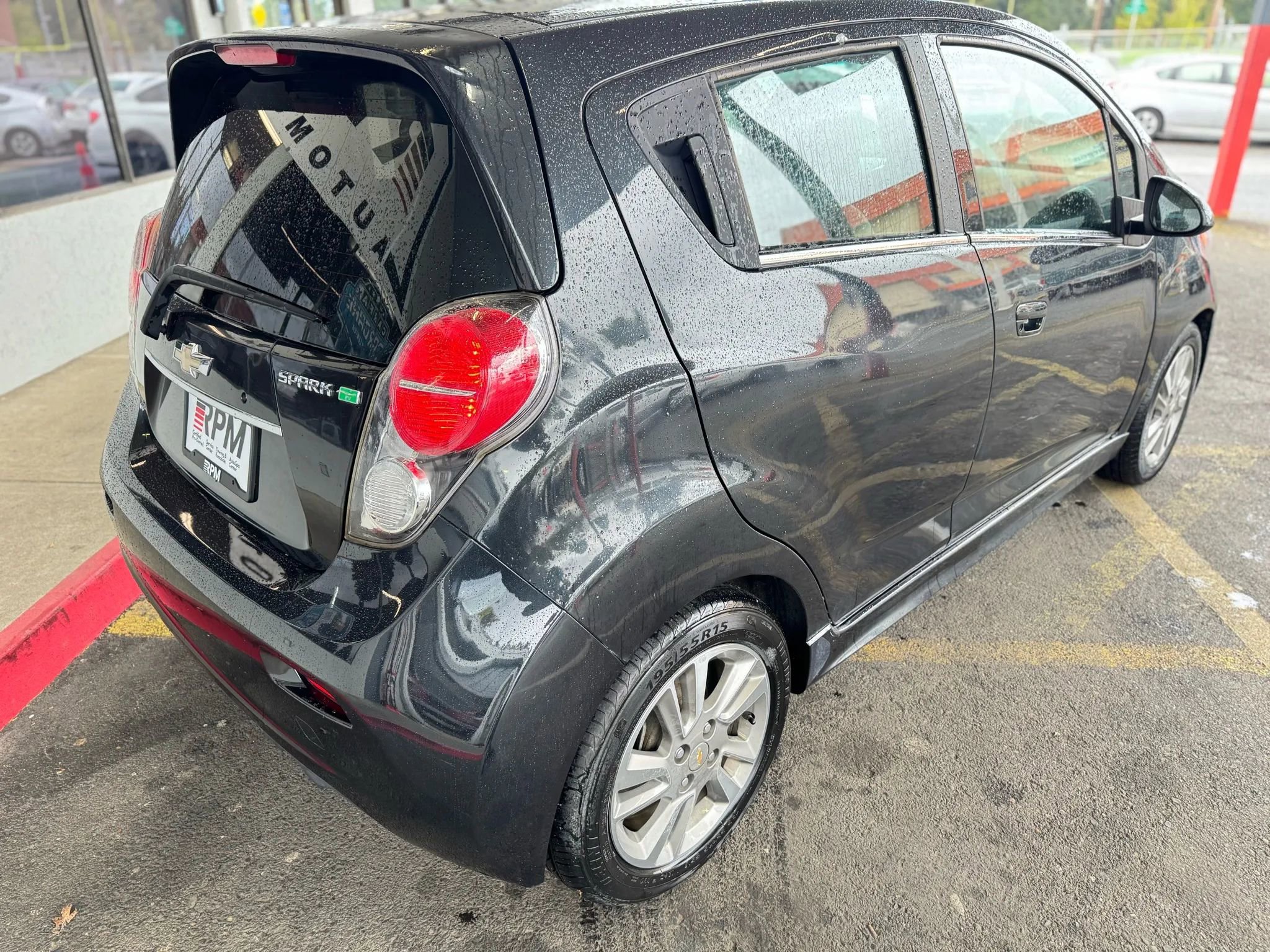 Used 2014 Chevrolet Spark LT image 7