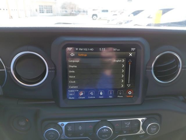 Used 2023 Jeep Wrangler Unlimited Sahara w/ Cold Weather Group image 21