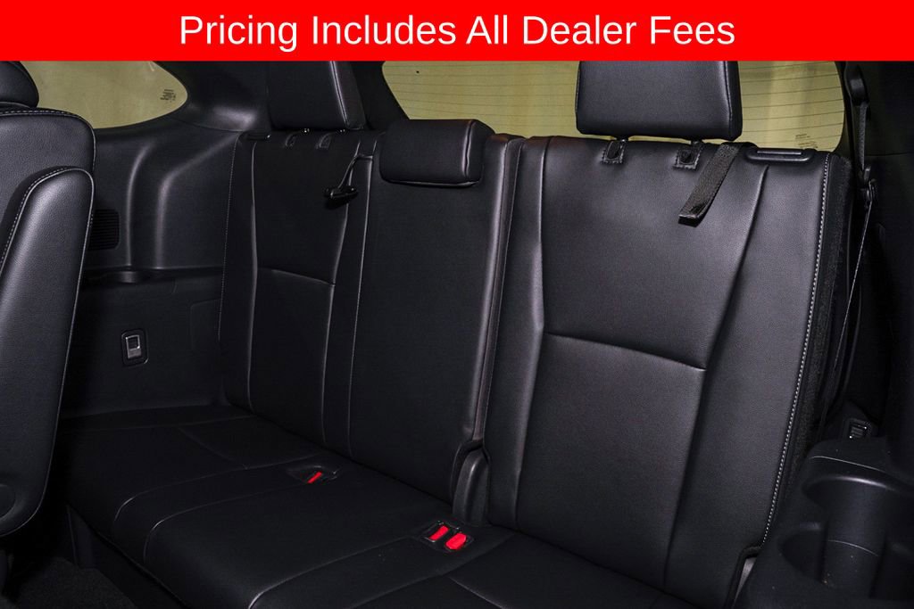 Certified 2025 Toyota Highlander XSE AWD/4WD image 12