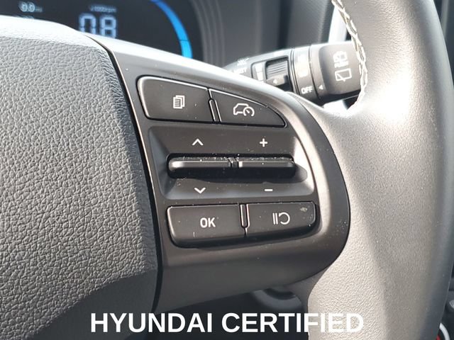 Certified 2025 Hyundai Venue Limited FWD image 15