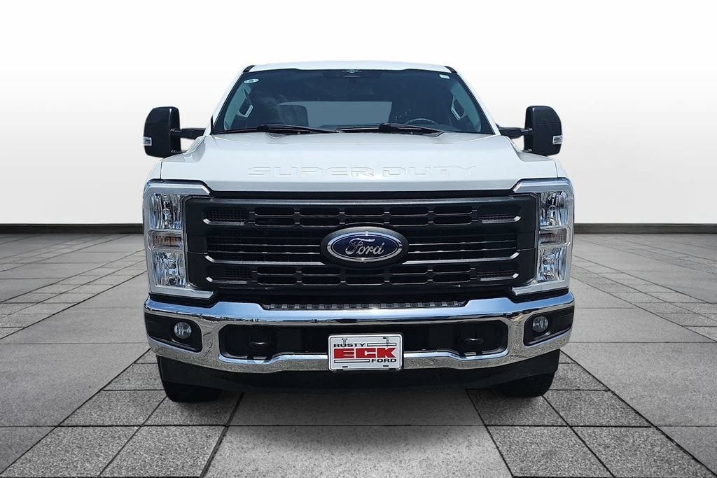 Used 2023 Ford F350 XL w/ 360-Degree Camera Package RWD image 2