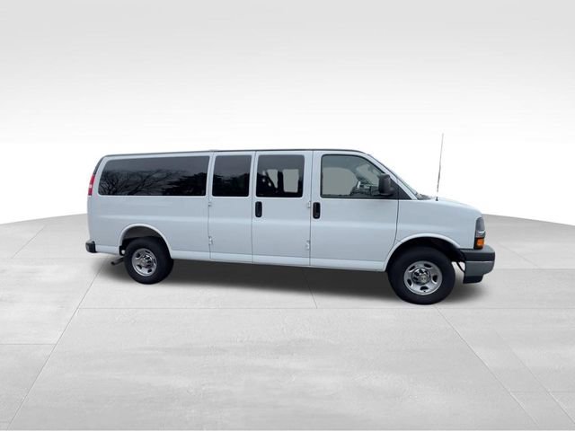 Certified 2025 Chevrolet Express 3500 LT w/ LT Preferred Equipment Group image 13