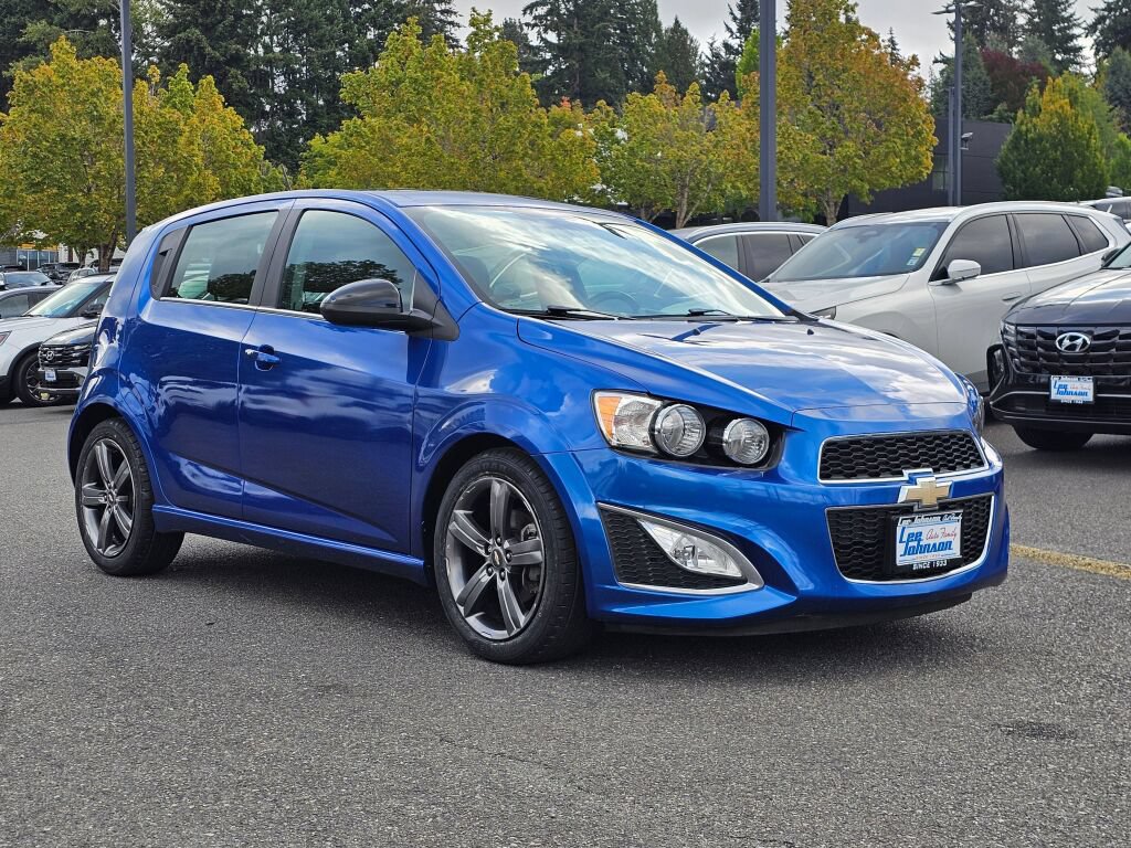 Used 2016 Chevrolet Sonic RS w/ Driver Confidence Package FWD image 3