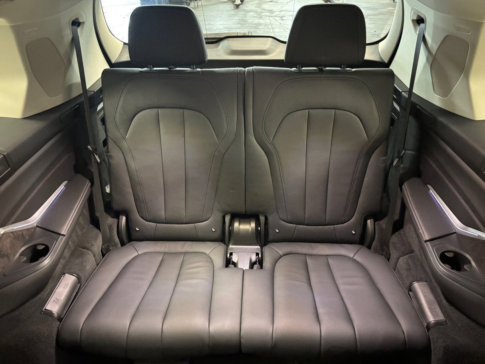 Used 2021 BMW X7 xDrive40i w/ Premium Package AWD/4WD image 28