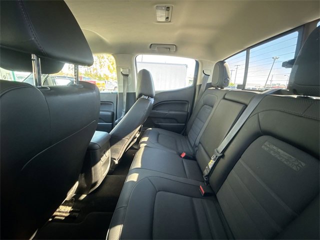 Used 2016 GMC Canyon SLE image 10