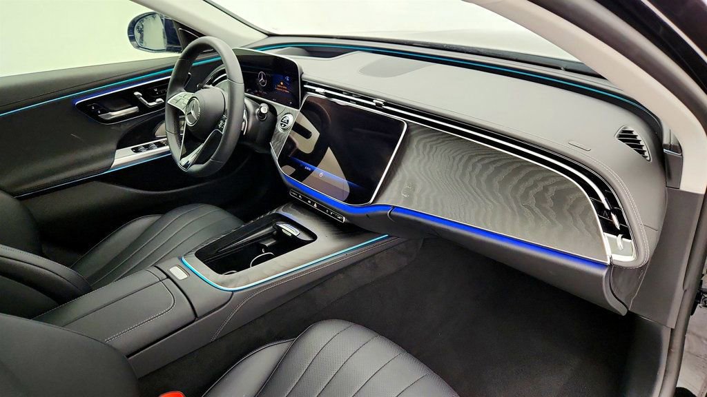 Used 2024 Mercedes-Benz E 450 E 450 4MATIC Sedan, Pinnacle w w/ Driver Assistance Package image 23