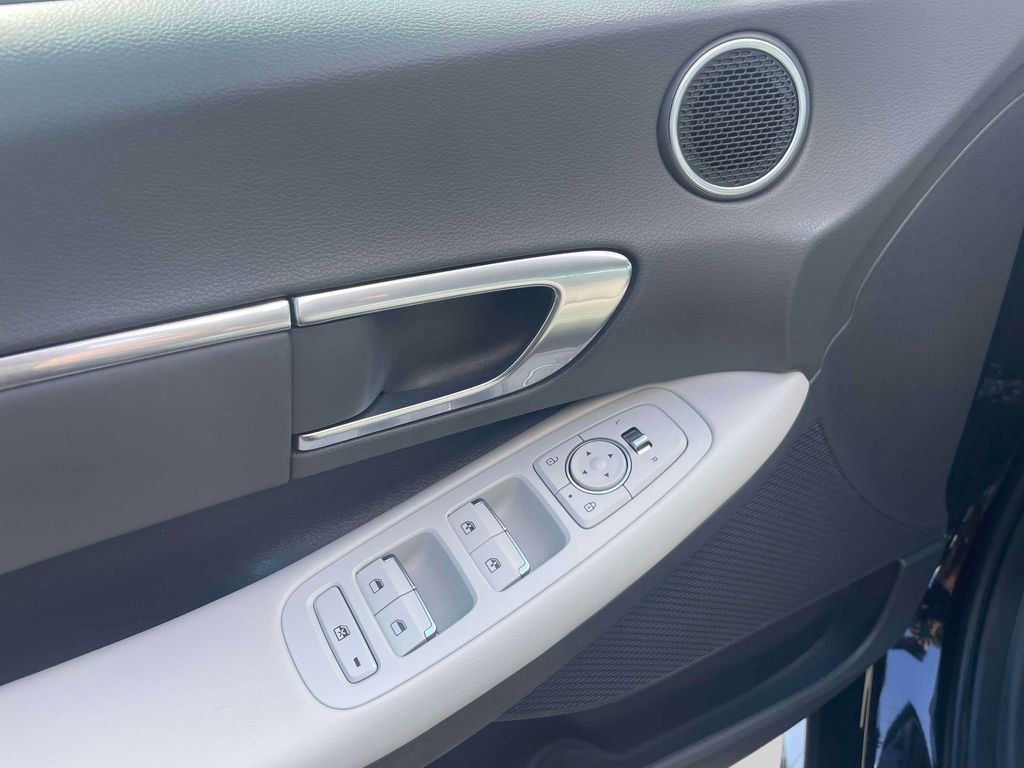 Used 2023 Hyundai Sonata SEL image 16