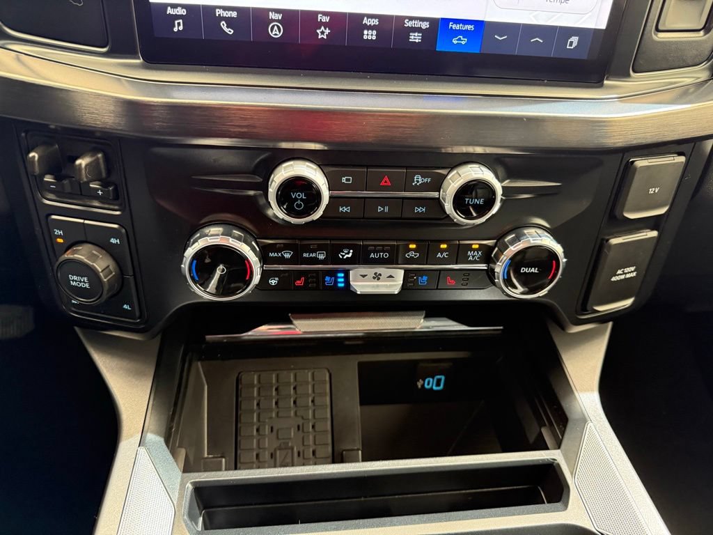 Used 2025 Ford F350 Lariat w/ Black Appearance Package AWD/4WD image 37