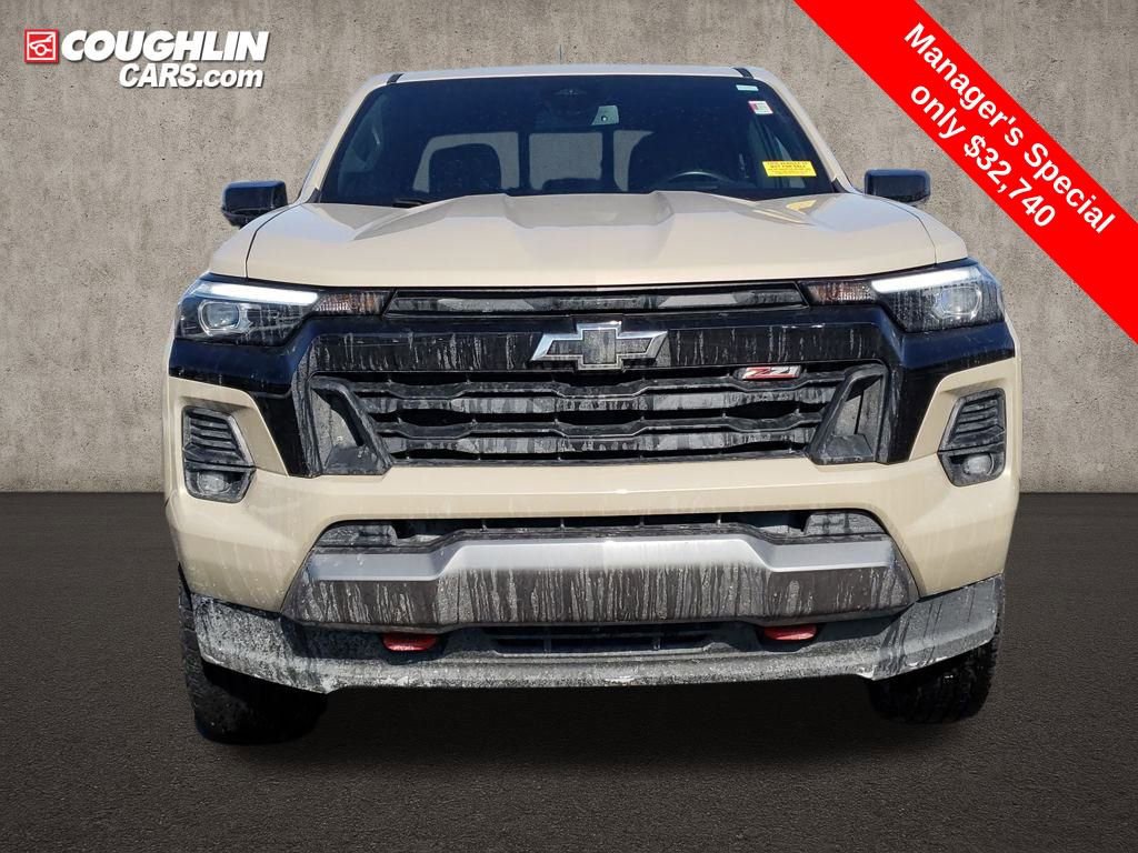 Used 2023 Chevrolet Colorado Z71 w/ Z71 Convenience Package 2 image 9