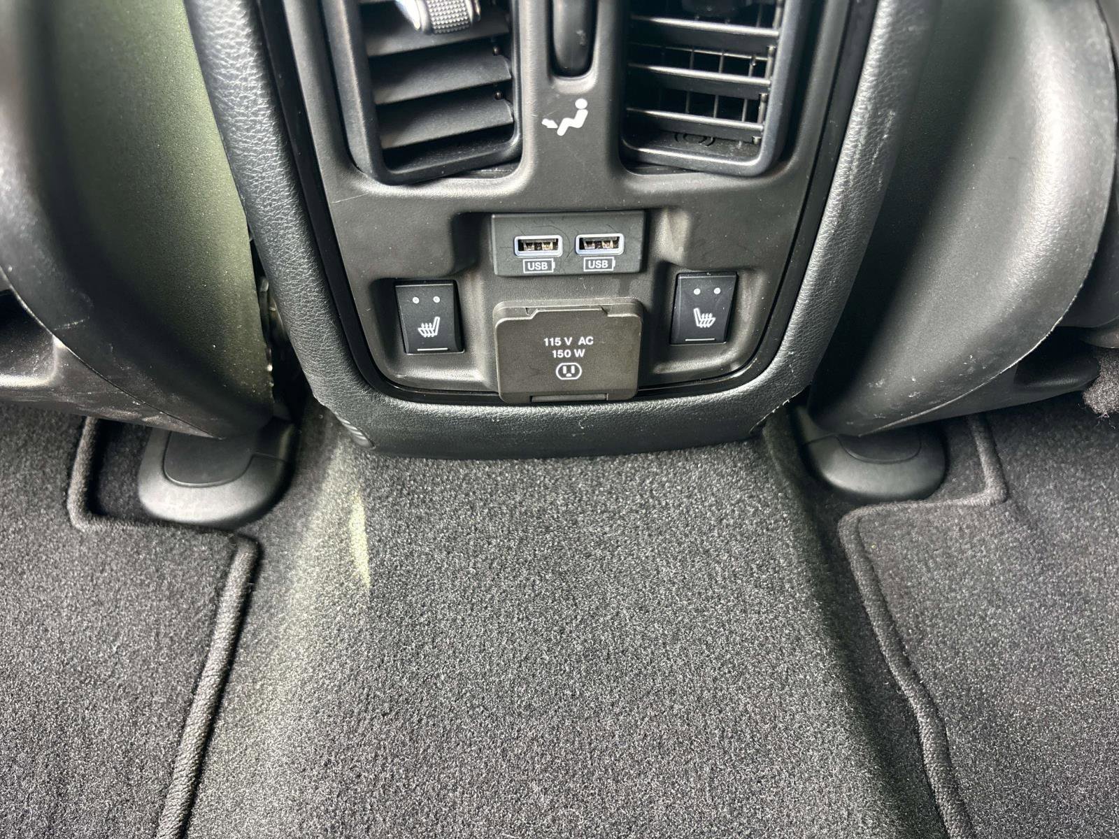 Used 2024 Dodge Durango GT image 12