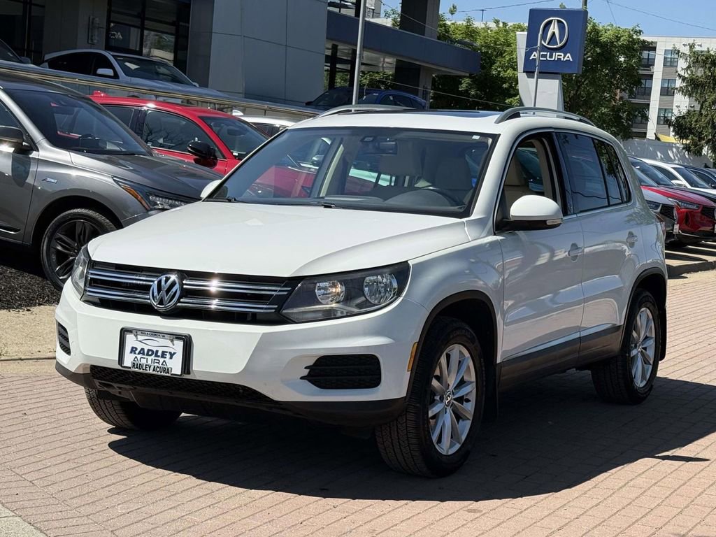 Used 2017 Volkswagen Tiguan Wolfsburg Edition AWD/4WD image 3