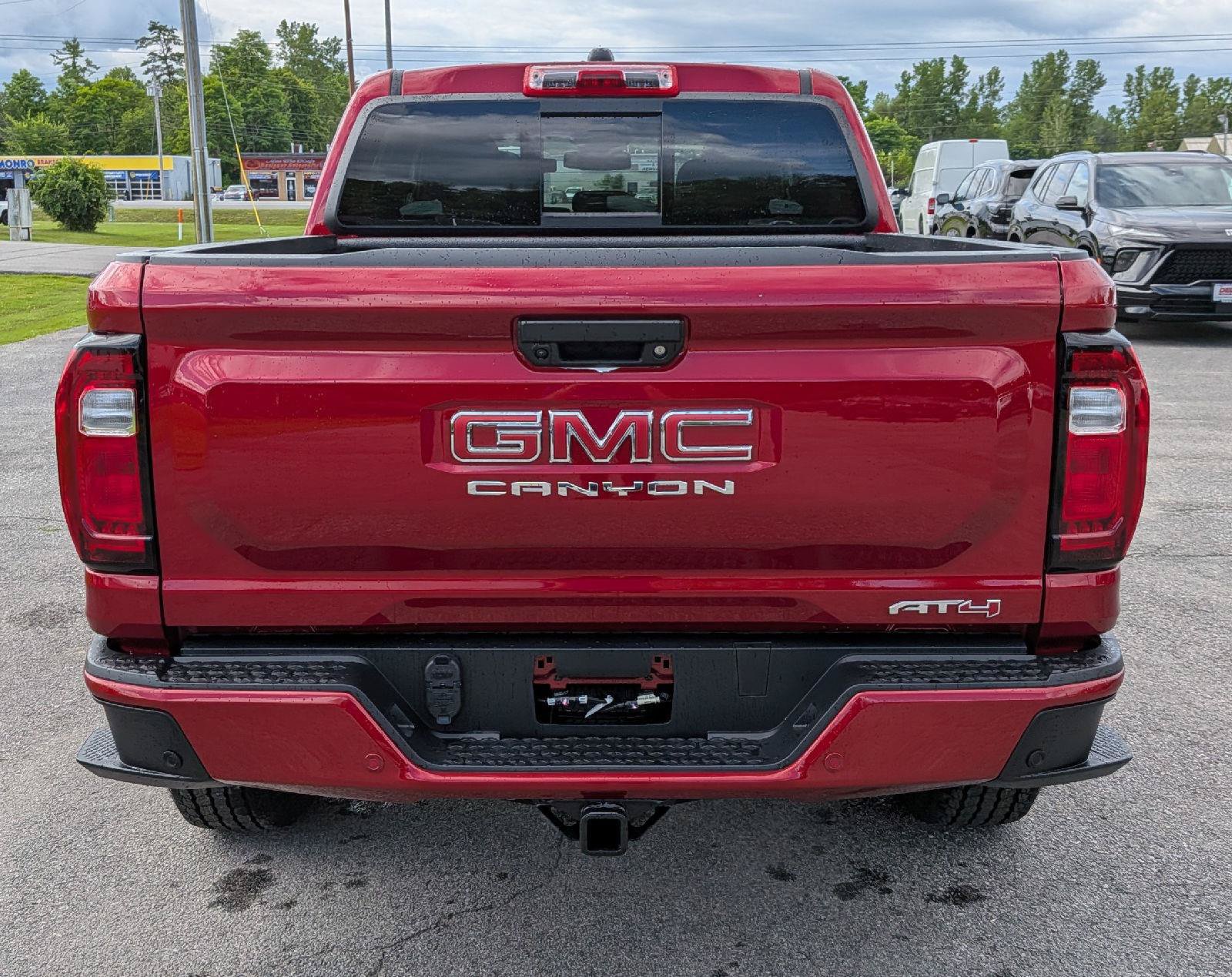 New 2026 GMC Canyon AT4 w/ Technology Plus Package AWD/4WD image 9