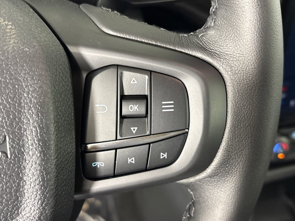 New 2026 Ford Ranger Lariat w/ Black Appearance Package image 19