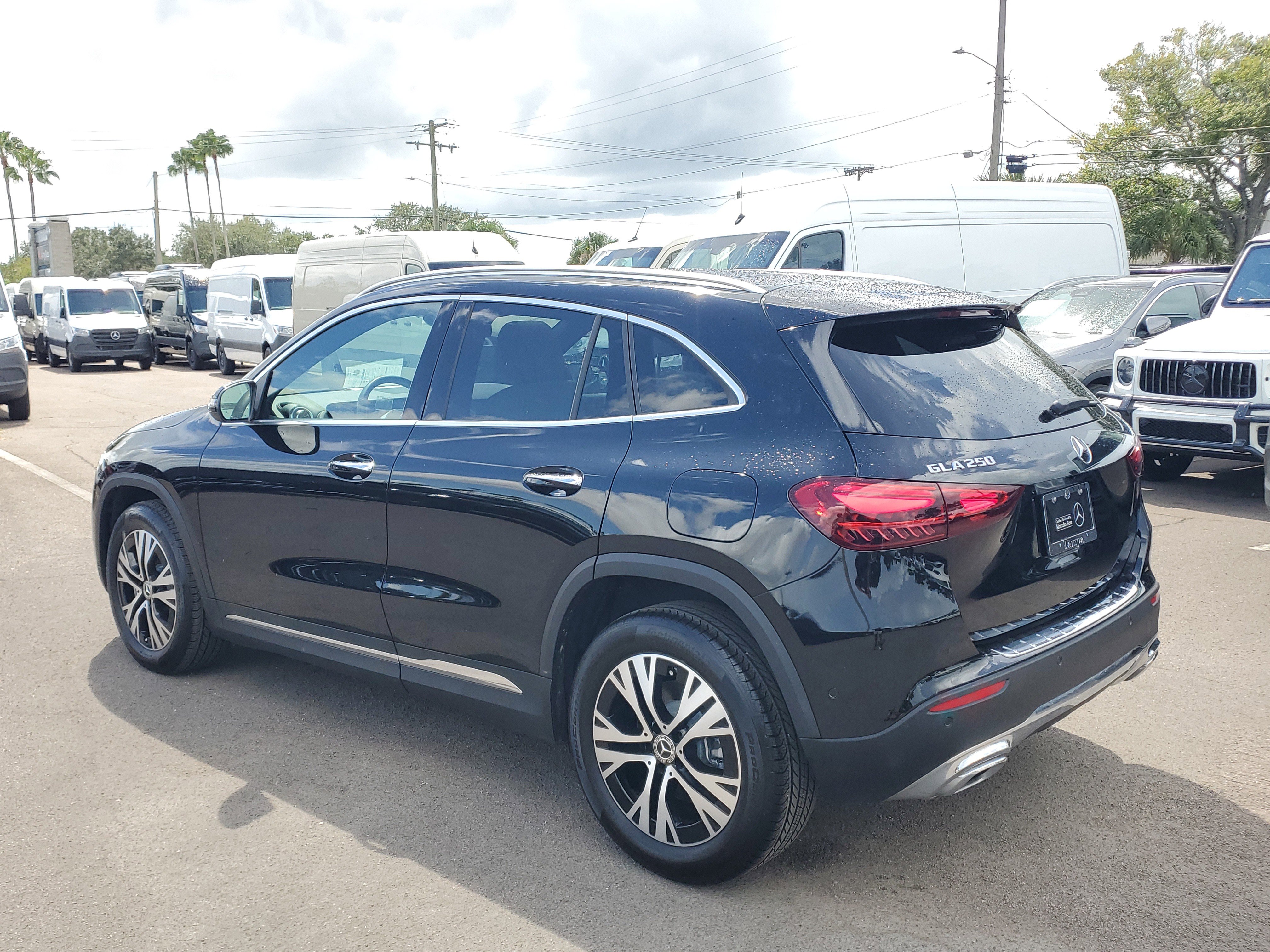 Certified 2025 Mercedes-Benz GLA 250 image 3