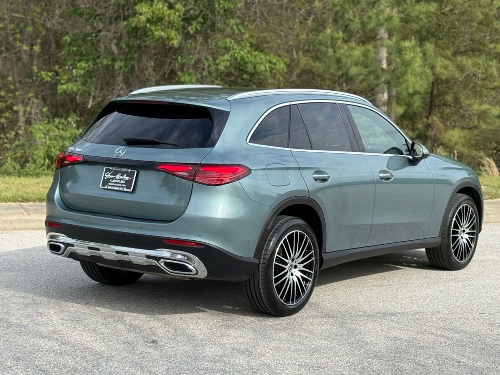 Used 2025 Mercedes-Benz GLC 300 image 13