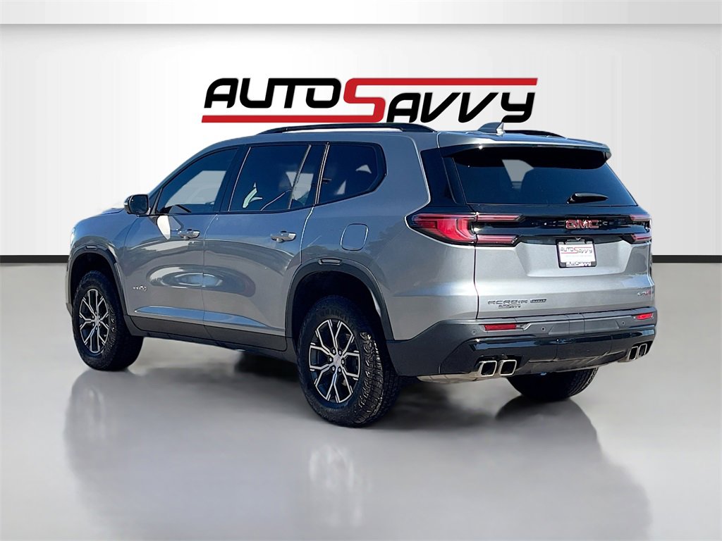 Used 2024 GMC Acadia AT4 w/ Luxury Package image 5